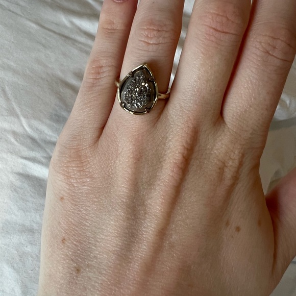 Kendra Scott Ring - Gold Band / Druzy Stone - Picture 4 of 5